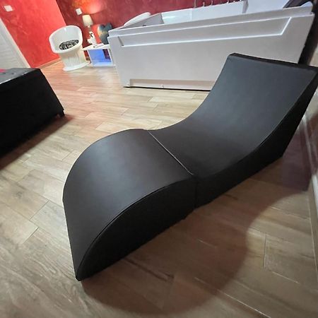 Atena B&B Apartments Platino San Silvestro  Экстерьер фото