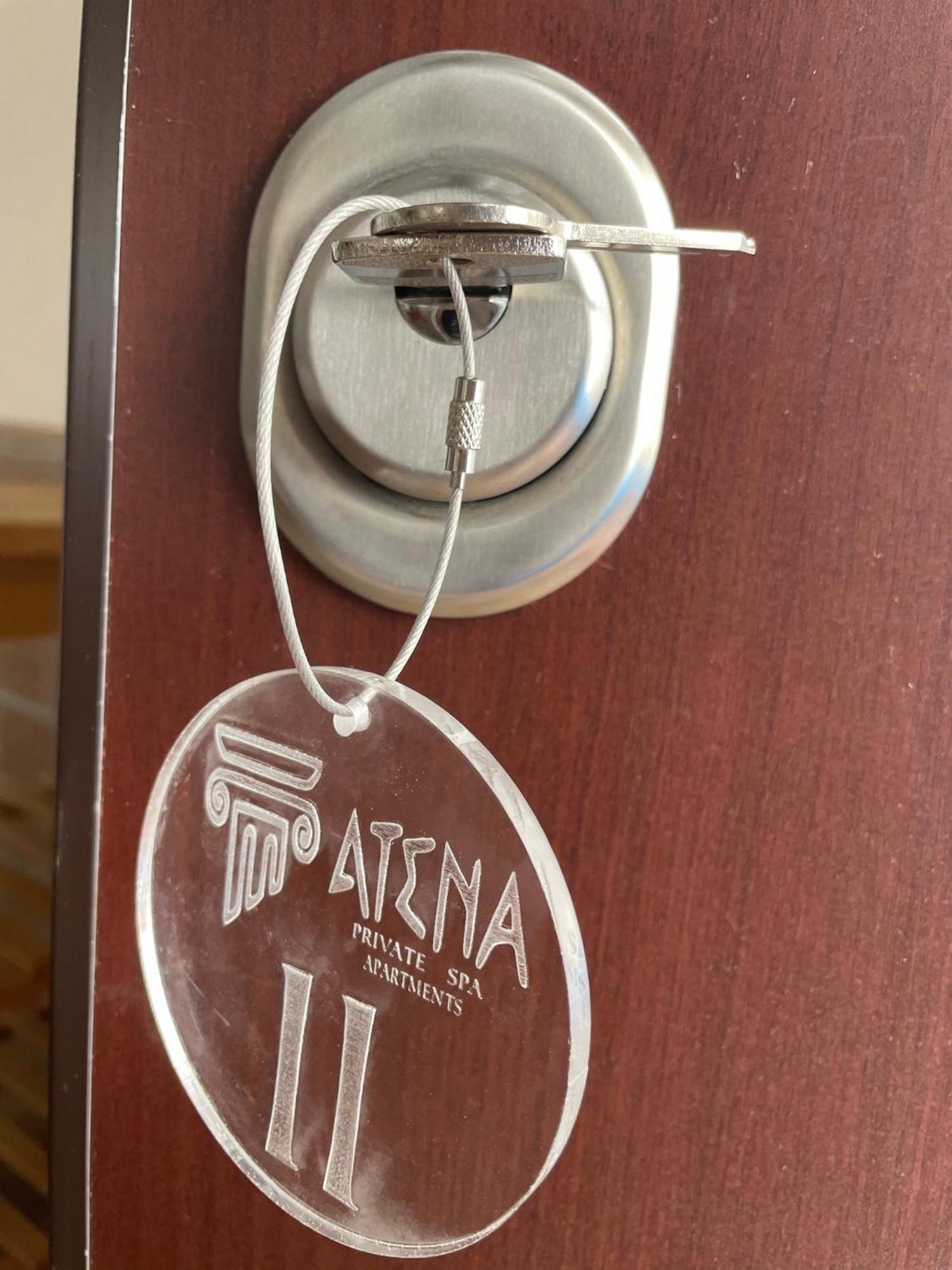 Atena B&B Apartments Platino San Silvestro  Экстерьер фото